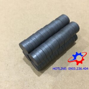 Nam châm ferrite kích thước 20x3mm